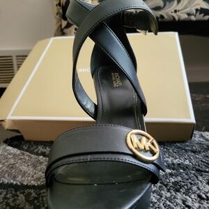 Micheal Kors Sandals